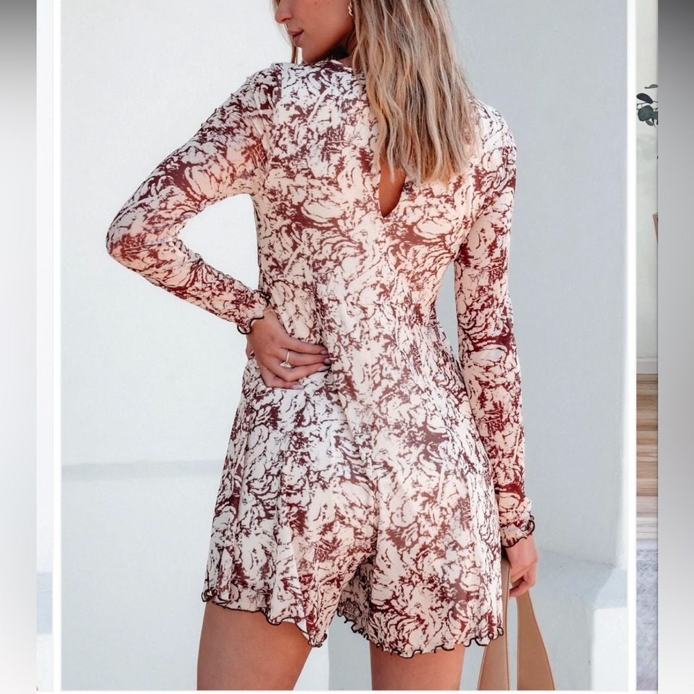 NWT Magnolia Boutique Floral Romper M - Picture 10 of 10